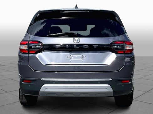 Certified 2025 Honda Pilot EX-L image 34