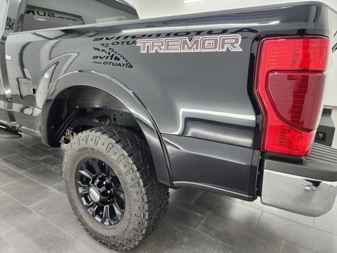 Used 2021 Ford F250 XLT w/ Tremor Off-Road Package image 31