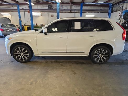Used 2023 Volvo XC90 B6 Plus w/ Protection Package Premier AWD/4WD image 2
