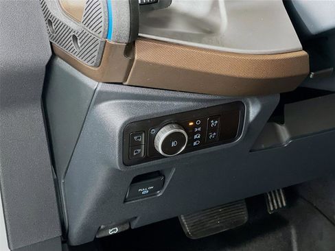 Used 2023 Ford Bronco Outer Banks image 14