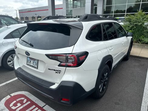 Used 2024 Subaru Outback Onyx Edition XT AWD/4WD image 4