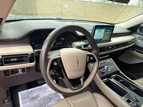 Certified 2024 Lincoln Aviator Reserve w/ Equipment Group 201A AWD/4WD image 14