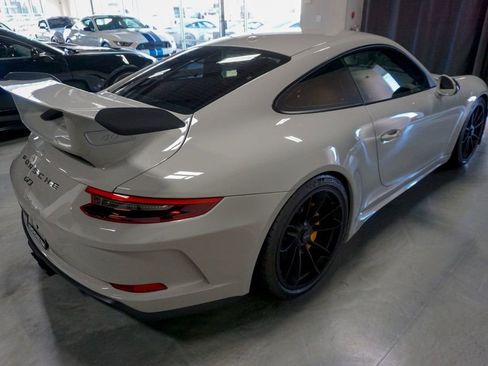 Used 2018 Porsche 911 GT3 image 34