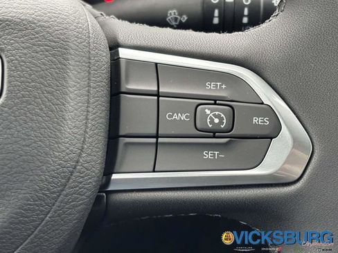 New 2026 Jeep Compass Latitude image 17