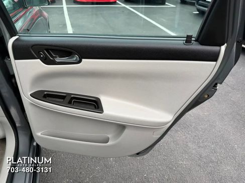 Used 2008 Chevrolet Impala LT image 17