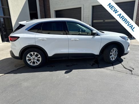 Used 2024 Ford Escape Active w/ Tech Pack #1 FWD image 8