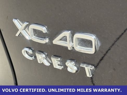 Certified 2023 Volvo XC40 B4 Plus w/ Protection Package Premier image 10