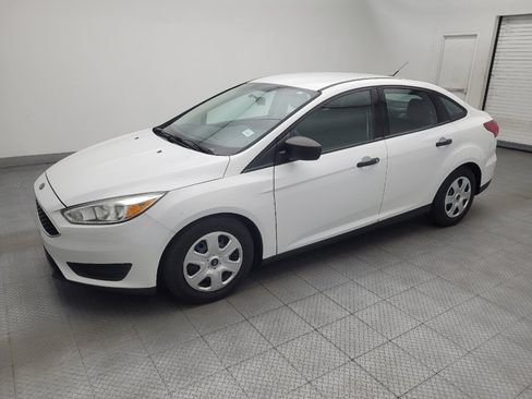 Used 2016 Ford Focus S FWD image 2