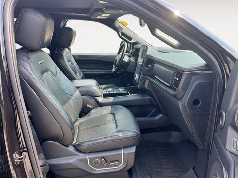 Used 2022 Ford Expedition Max Platinum AWD/4WD image 15