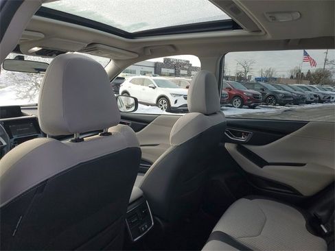 Used 2023 Subaru Forester Premium image 11