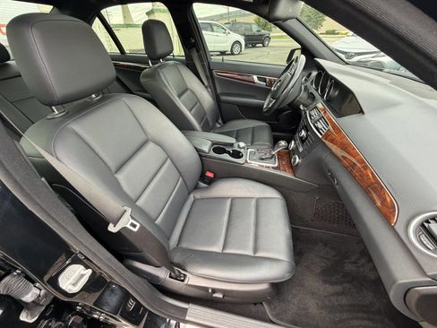 Used 2012 Mercedes-Benz C 300 4MATIC Sedan image 31