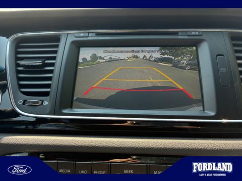 Used 2017 Kia Sedona SX FWD image 29