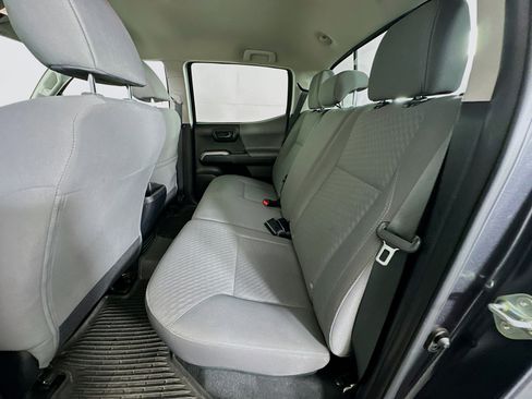 Used 2020 Toyota Tacoma SR5 image 26