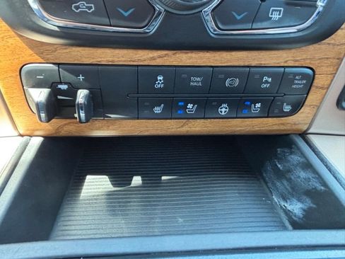 Used 2014 RAM 2500 Longhorn w/ Convenience Group image 60