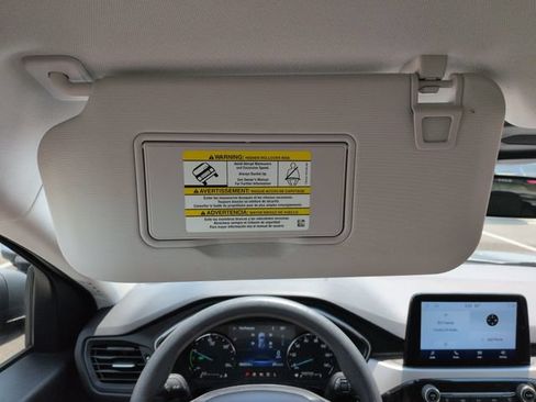 Certified 2022 Ford Escape SE AWD/4WD image 36