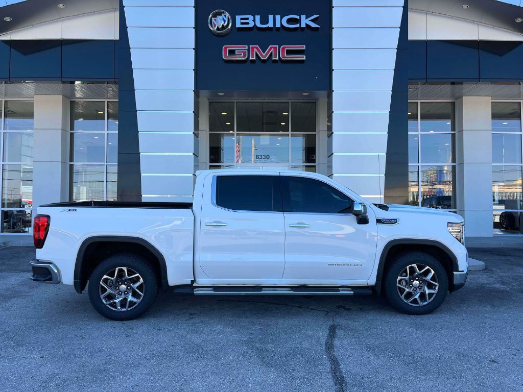 Certified 2023 GMC Sierra 1500 SLT w/ SLT Convenience Package AWD/4WD image 2