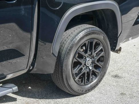 Used 2024 Toyota Tundra Limited AWD/4WD image 11