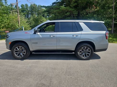 Used 2024 Chevrolet Tahoe Z71 w/ Luxury Package AWD/4WD image 2