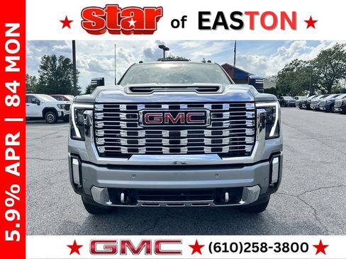 New 2025 GMC Sierra 3500 Denali w/ Denali Reserve Package image 4