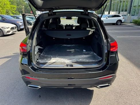 Used 2026 Mercedes-Benz GLC 300 4MATIC image 10