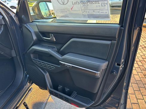 New 2025 Toyota Tacoma TRD Sport image 12