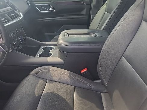 Used 2023 Chevrolet Tahoe LT w/ Luxury Package RWD image 4
