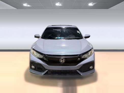 Used 2018 Honda Civic EX image 4