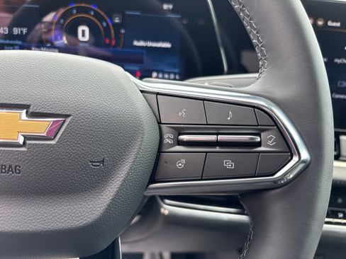 New 2026 Chevrolet Equinox LT w/ Convenience Package II AWD/4WD image 13