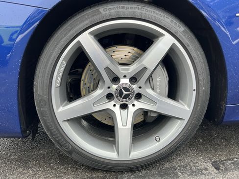 Used 2019 Mercedes-Benz SL 550 image 12