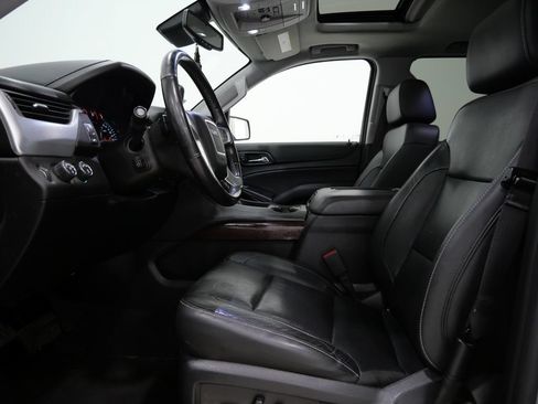 Used 2020 GMC Yukon XL SLT AWD/4WD image 12