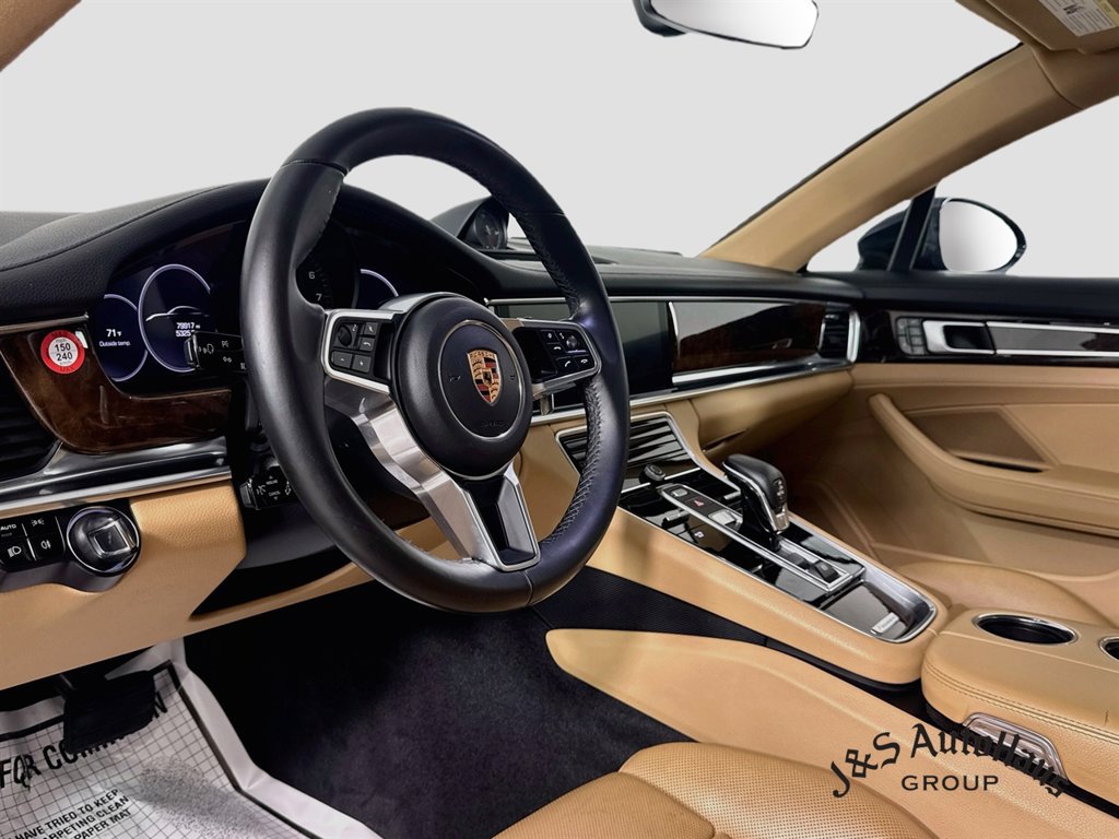 Used 2018 Porsche Panamera 4 AWD/4WD image 9
