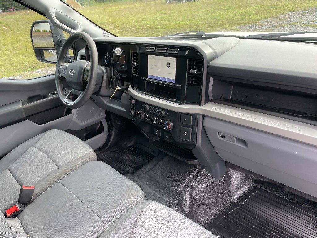 Used 2023 Ford F350 XL w/ 360-Degree Camera Package AWD/4WD image 29
