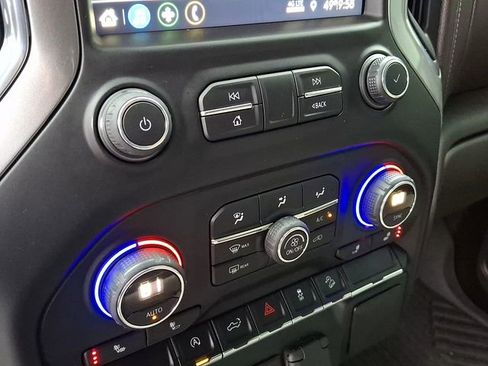 Used 2021 Chevrolet Silverado 1500 RST image 12