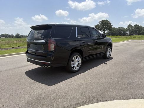 Used 2021 Chevrolet Tahoe High Country w/ Premium Package AWD/4WD image 48