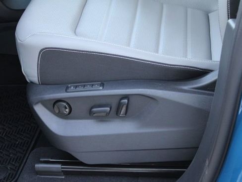 New 2026 Volkswagen Atlas Cross Sport SEL AWD/4WD image 11