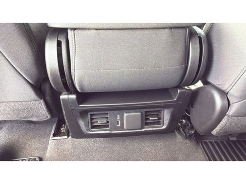 Used 2024 Chevrolet Silverado 1500 LT AWD/4WD image 26