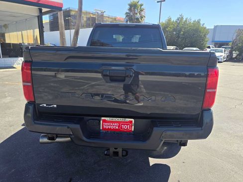 Used 2024 Toyota Tacoma SR5 AWD/4WD image 4