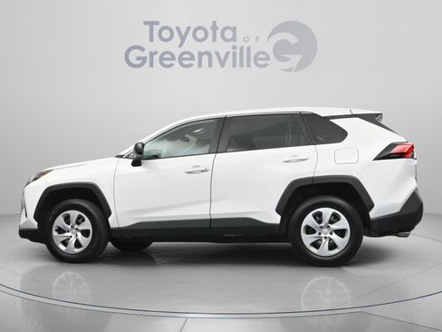 Used 2024 Toyota RAV4 LE image 7
