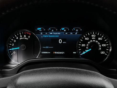 Used 2016 Ford F150 Lariat w/ Equipment Group 501A Mid image 20