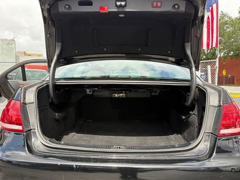 Used 2014 Mercedes-Benz E 350 Sedan image 13