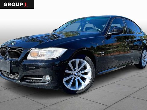 Used 2011 BMW 328i xDrive Sedan image 1