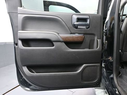 Used 2018 GMC Sierra 2500 Denali w/ Duramax Plus Package image 40