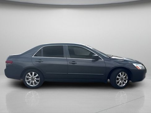 Used 2005 Honda Accord EX-L image 4