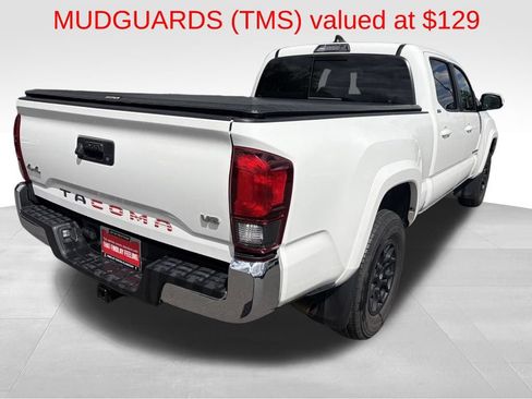 Used 2021 Toyota Tacoma SR5 AWD/4WD image 8