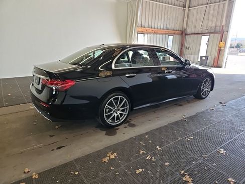 Used 2021 Mercedes-Benz E 350 Sedan image 2