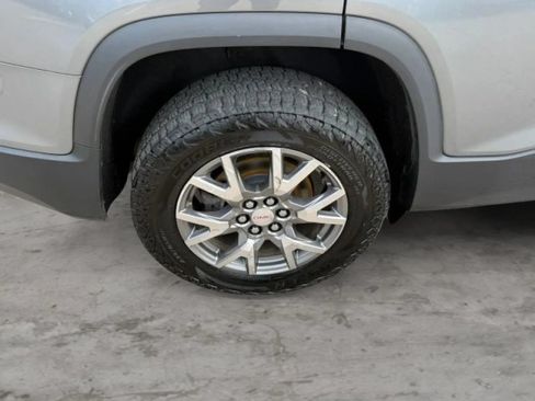 Used 2022 GMC Acadia SLT w/ Preferred Package AWD/4WD image 45