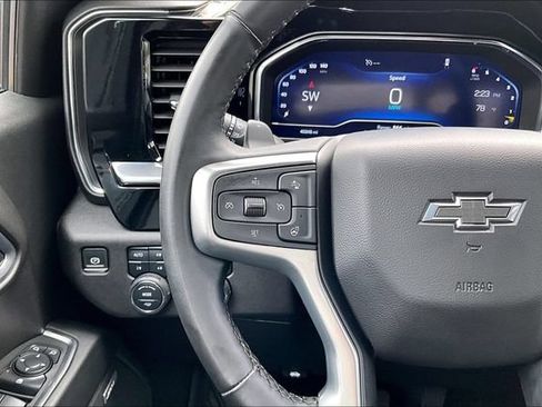 Used 2025 Chevrolet Silverado 1500 RST AWD/4WD image 12