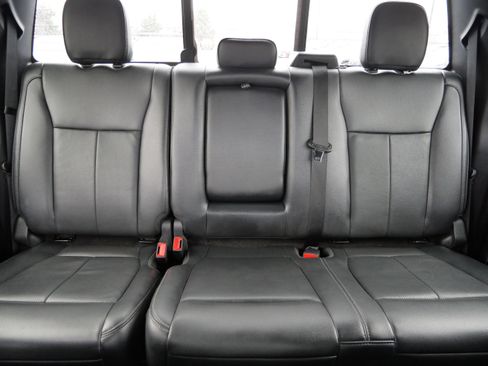 Used 2022 Ford F350 Lariat w/ Lariat Ultimate Package image 13