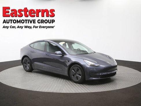 Used 2023 Tesla Model 3 Standard Range RWD image 43