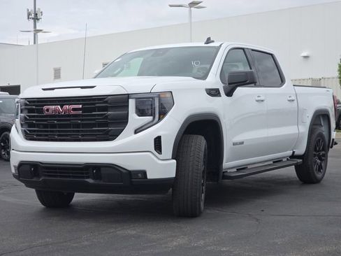 New 2026 GMC Sierra 1500 Elevation AWD/4WD image 17